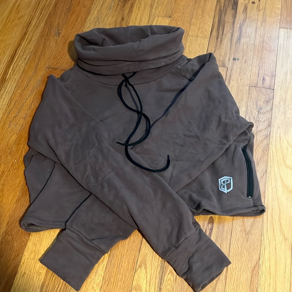 Cowl at the half moon crop sweatshirt